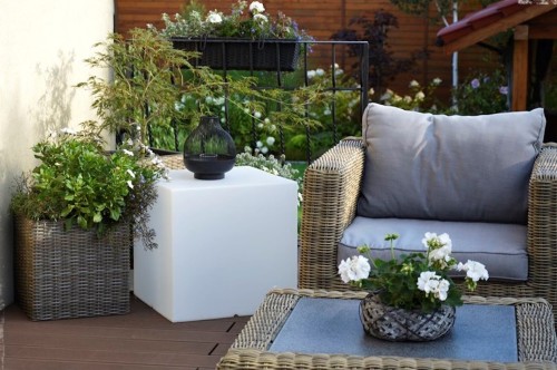 Stolik ogrodowy :: KUBIK