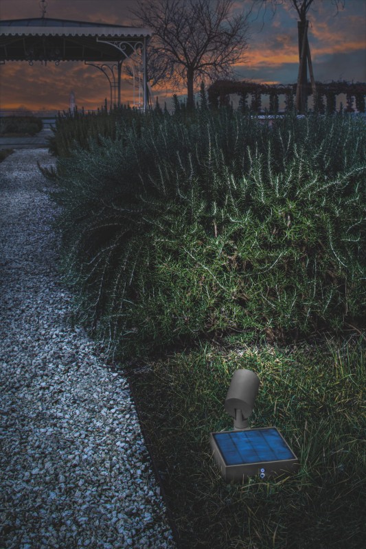 lampa_outdoor_ailait_solar