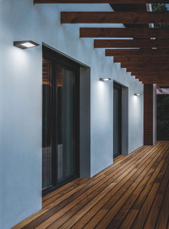 lampa_ogrodowa_ailait_solar_kinkiet