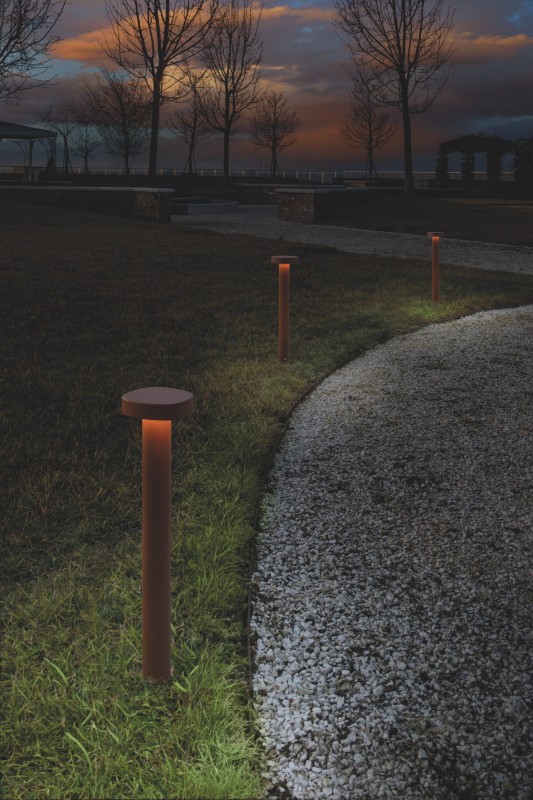 lampa_outdoor_ailati-lights-by-zafferano_ciottolo_słupek_wysoki