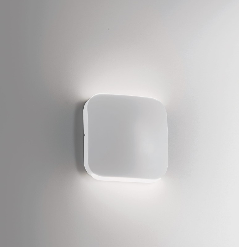 lampa_outdoor_ailati-lights-by-zafferano_astuccio_kinkiet