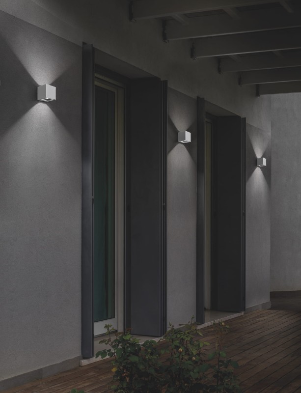 lampa_outdoor_ailati-lights-by-zafferano_sole_kinkiet