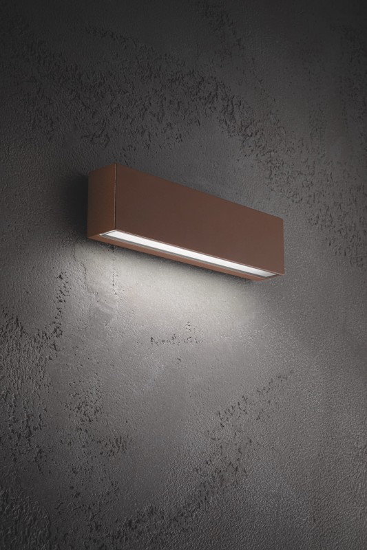 lampa_outdoor_ailati-lights-by-zafferano_slat_kinkiet