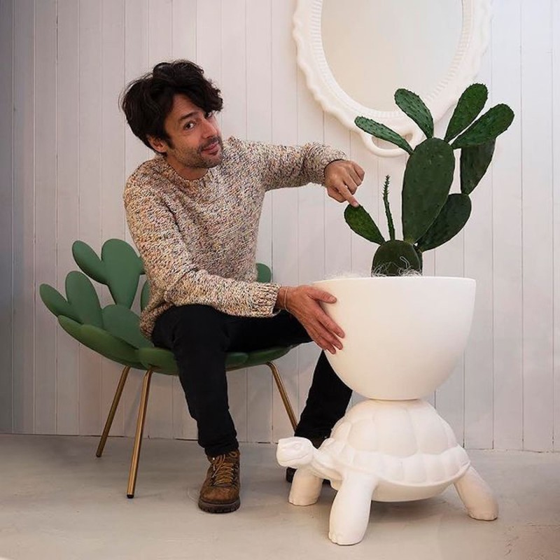 donica_cooler_na_napoje_turtle_carry_qeeboo