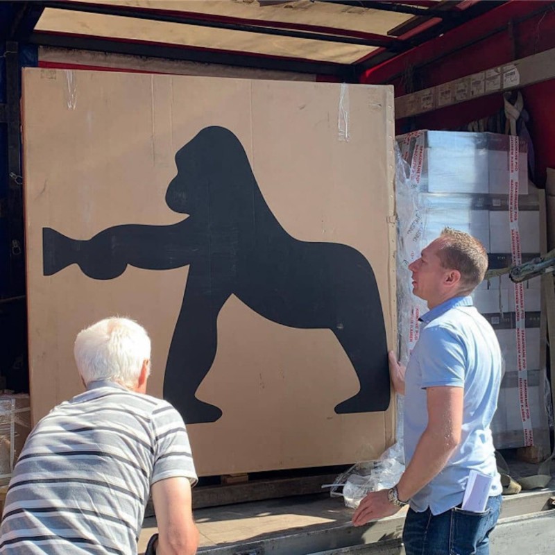 lampa-dekoracja-rzeźba-KONG-qeeboo-design-by-Stefano--Giovannoni