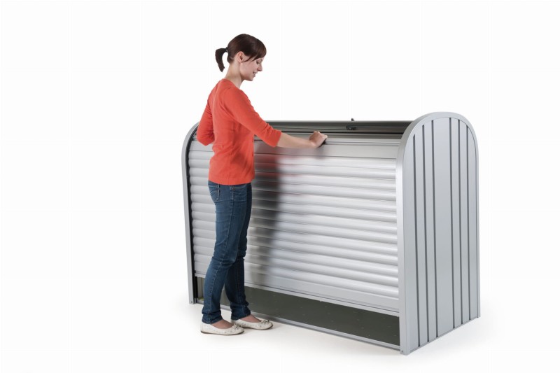 metalowa-skrzynia-ogrodowa-Biohort-storemax-otwieranie-01.jpg