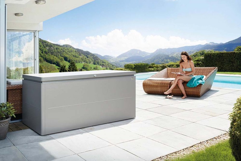 metalowa_skrzynia_ogrodowa_Biohort_Loungebox_01.jpg