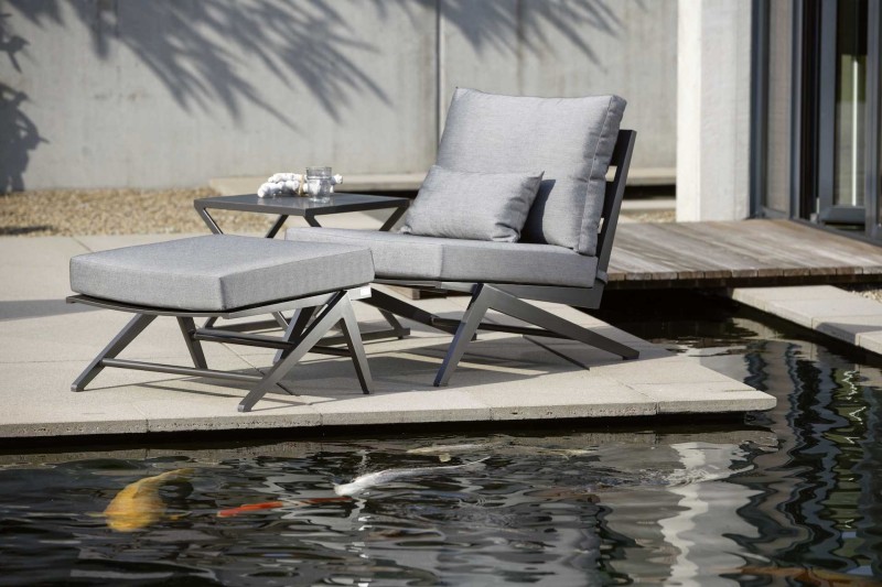 ogrodowy_fotel_wypoczynkowy_z_podnóżkiem_stern_jackie