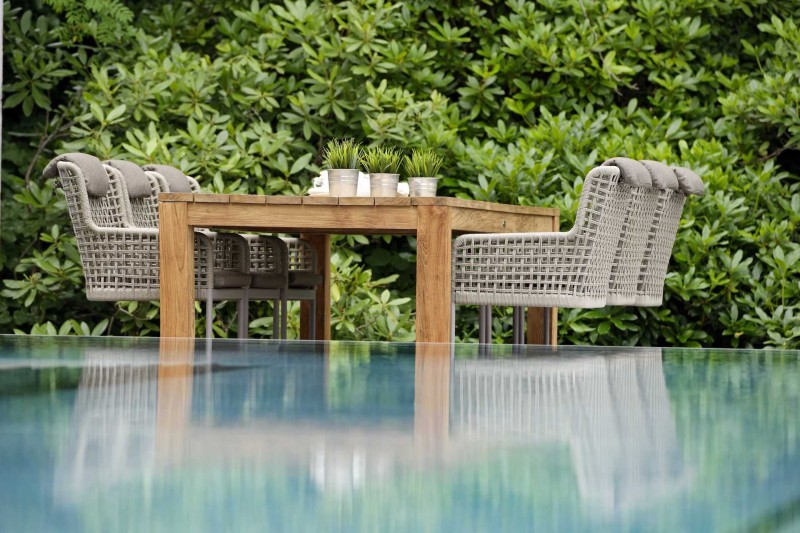 krzesło_ogrodowe_fotel_obiadowy_na_płozach_GRETA_stern