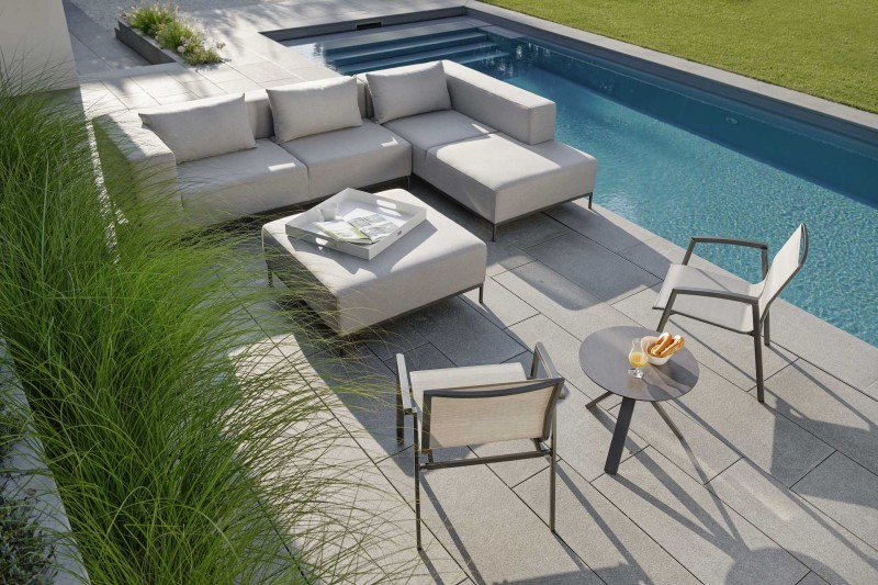 stolik_kawowy_freddie_stern