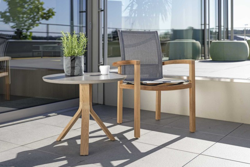 stolik_kawowy_freddie_stern