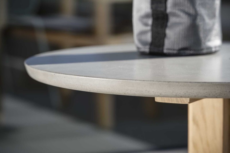 stolik_kawowy_freddie_stern