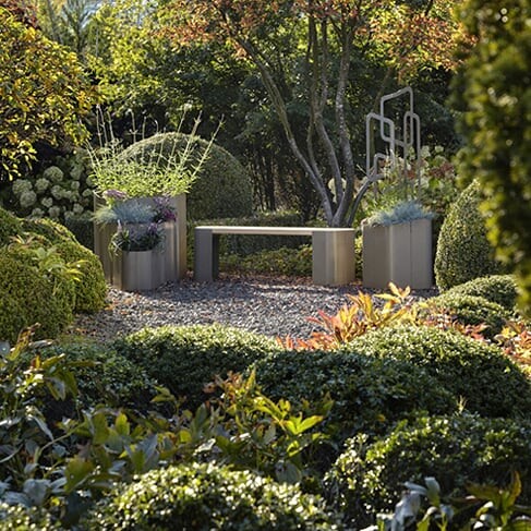 metalowa_donica_z_trejażem_PARO