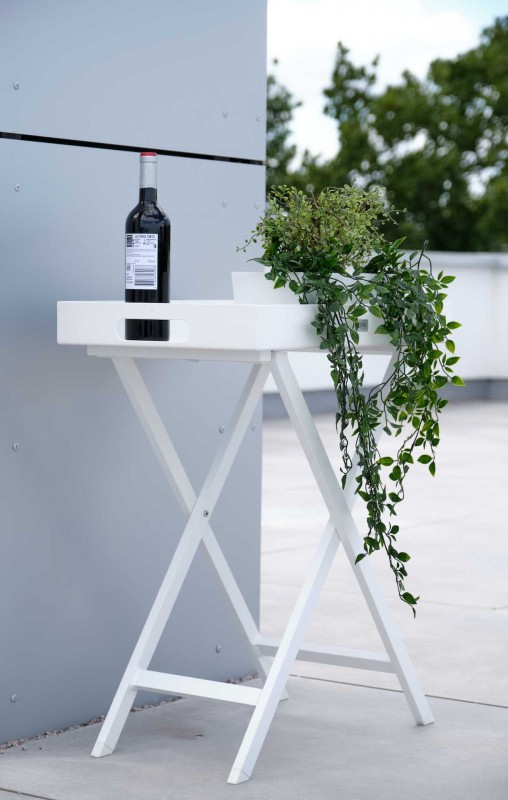 stolik_ogrodowy_z_tacą_tray_table_stern