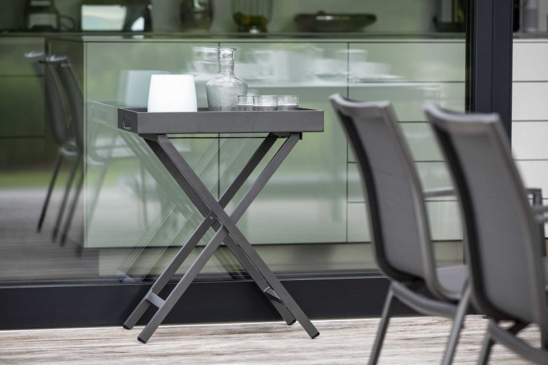 stolik_ogrodowy_z_tacą_tray_table_stern