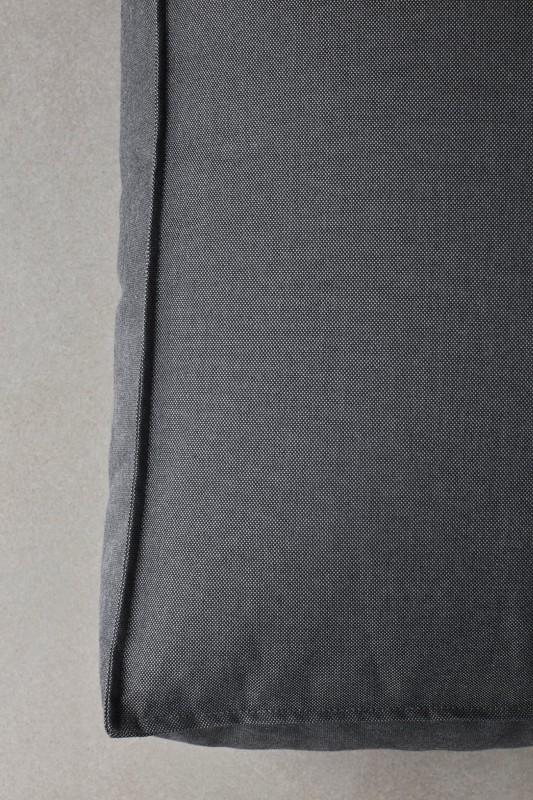 ogroodwy_fotel_wypoczynkowy_pufa_Lounger_L_blomus_stay_coal