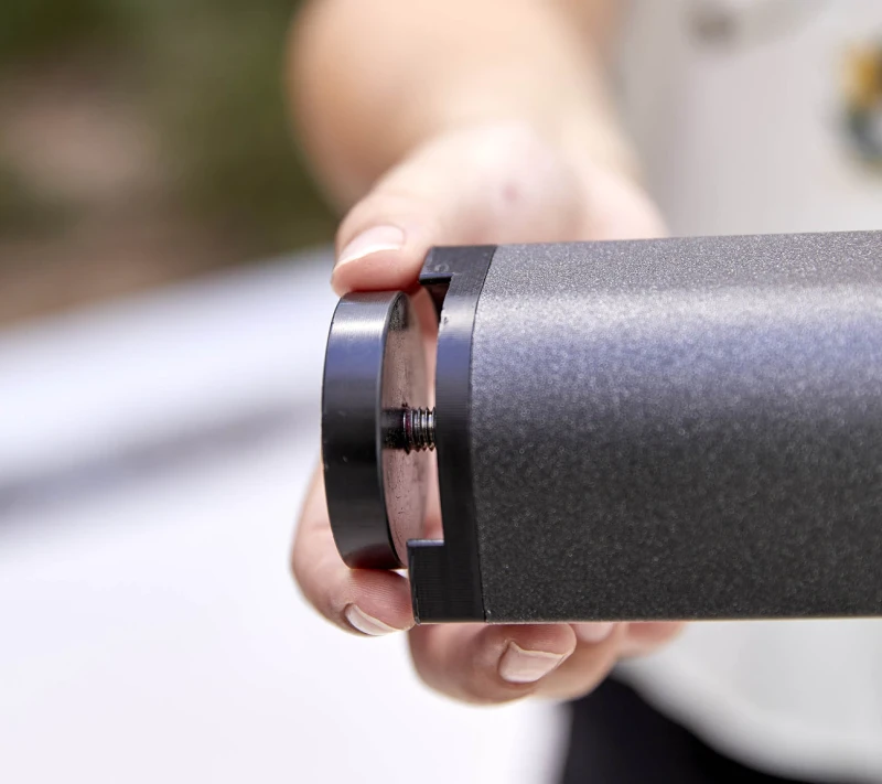 Ogrodowy_stół_DROP_caneline_ceramiczny