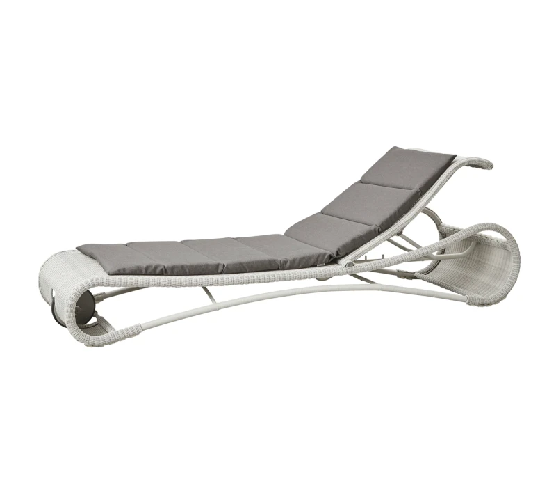 Ogrodowy_leżak_escape_caneline
