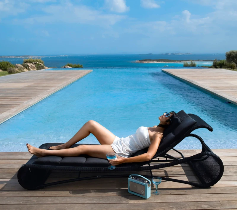 Ogrodowy_leżak_escape_caneline