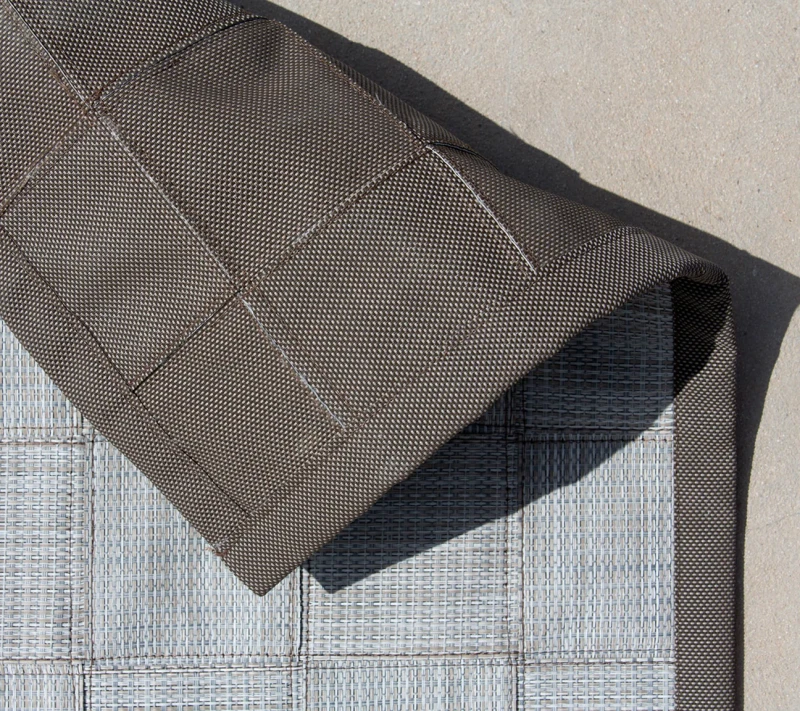 Dywan_ogrodowy_IAM_caneline