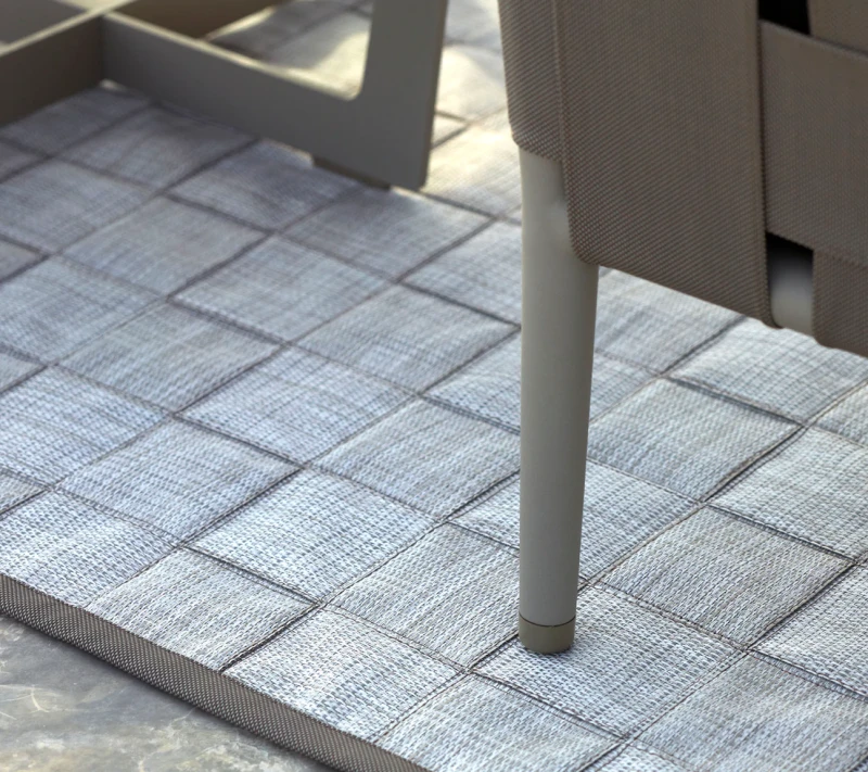 Dywan_ogrodowy_IAM_caneline