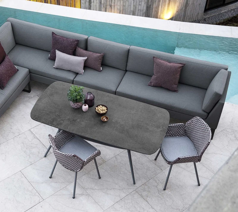 Stół_ogrodowy_obiadowy_JOY_caneline