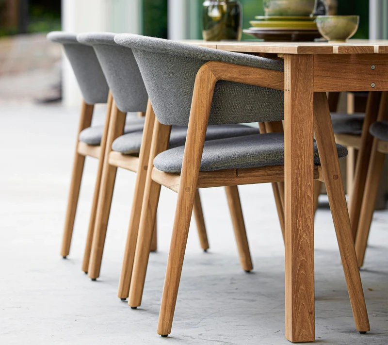 Ogrodowe_krzesło_obiadow_LUNA_caneline