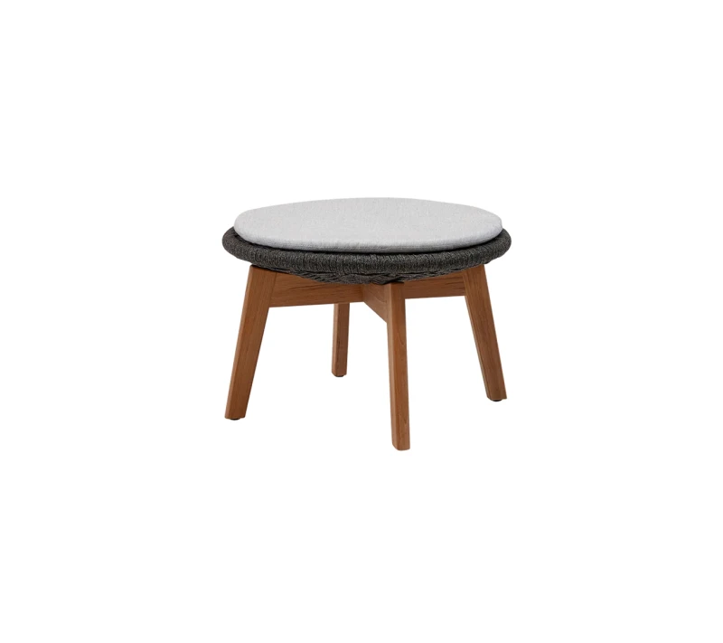 Ogrodowy_podnóżek_PEACOCK_caneline