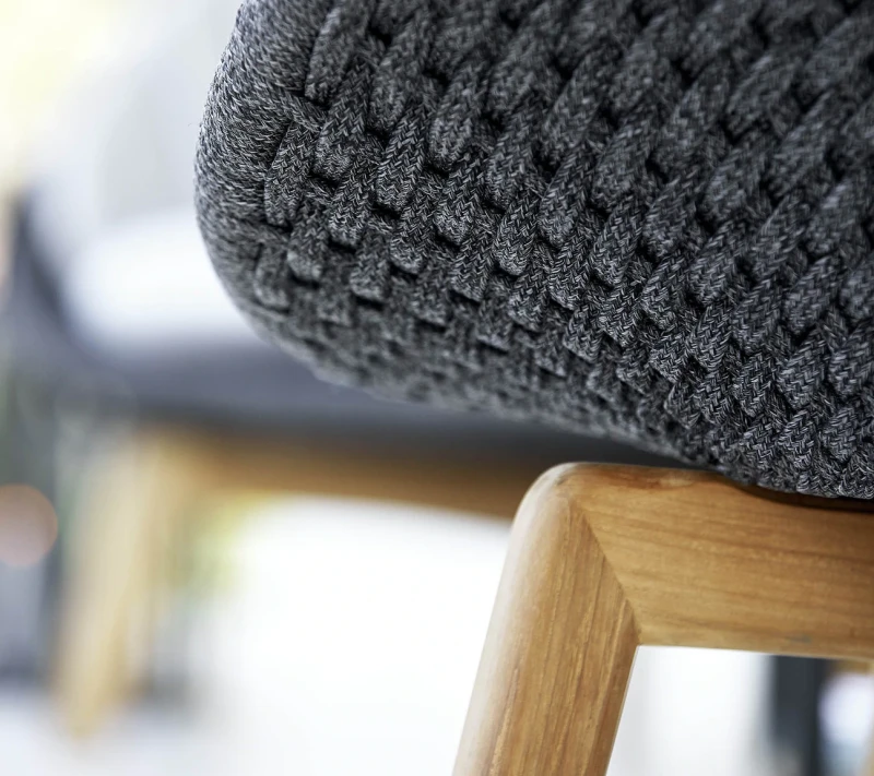 Ogrodowy_fotel_wypoczynkowy_PEACOCK_caneline