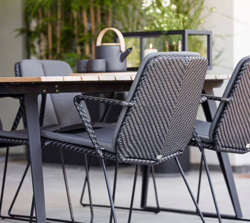 Ogrodowe_krzesło_obiadowe_VISION_caneline