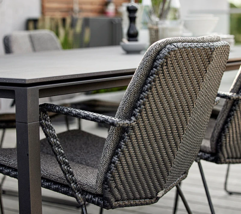Ogrodowe_krzesło_obiadowe_VISION_caneline