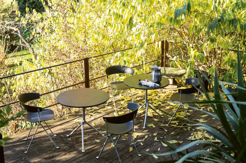 eleganckie_krzesło_ogrodowe_OFFICINA_magis