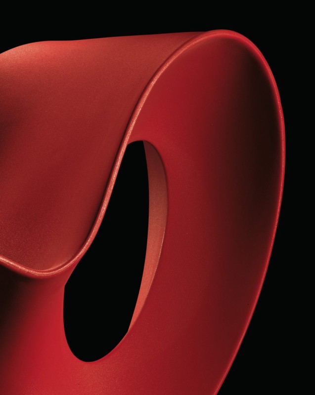 Designerski_fotel_bujany_VOIDO_magis