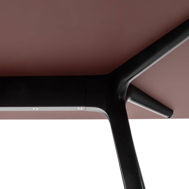 Stół_ogrodowy_obiadowy_BAGUETTE_magis