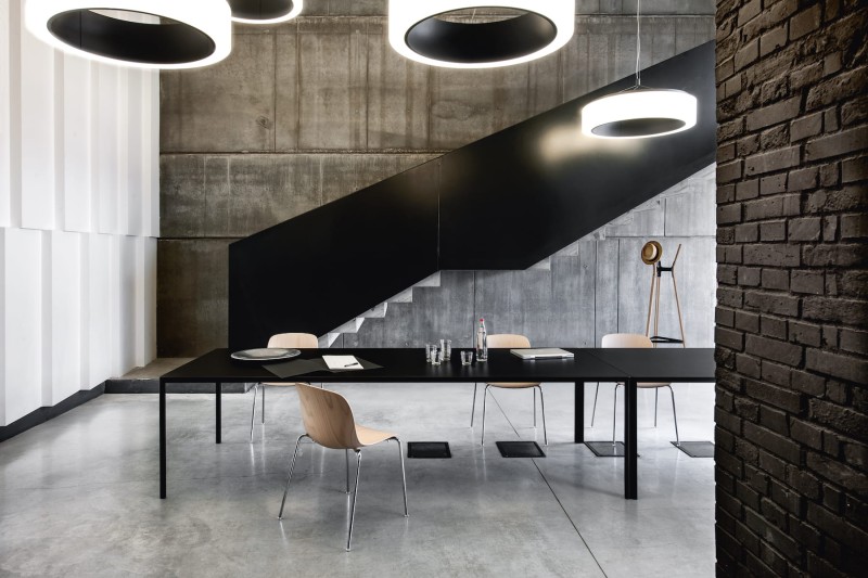 Ogrodowy_stół_obiadowy_PASSEPARTOUT_magis