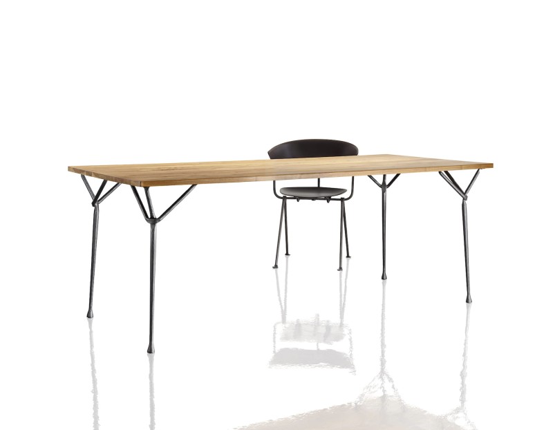 Stół_ogrodowy_OFFICINA_magis