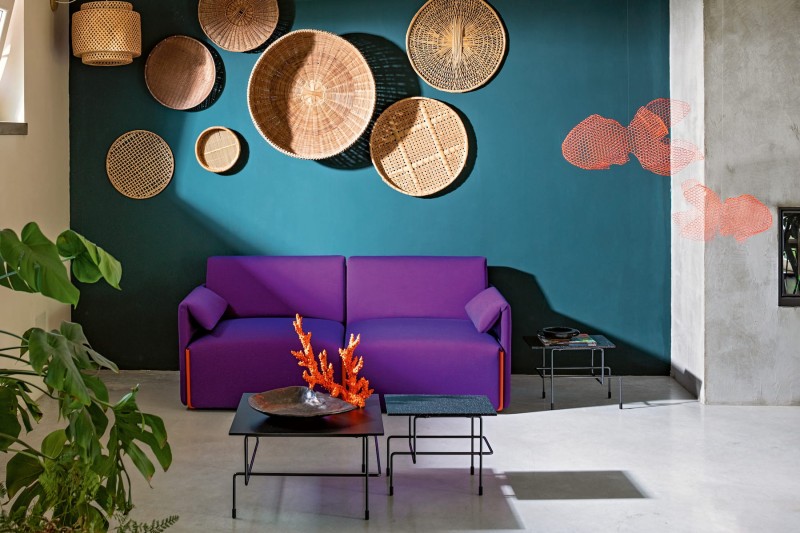 Designerski_stolik_kawowy_kwadratowy_TRAFFIC_magis