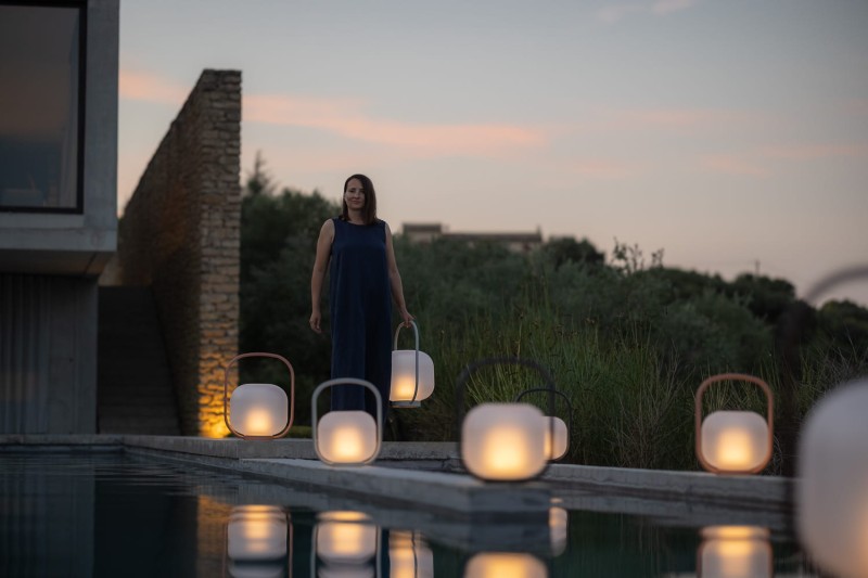 Eleganckie_ogrodowe_lampiony_OTUS_todus