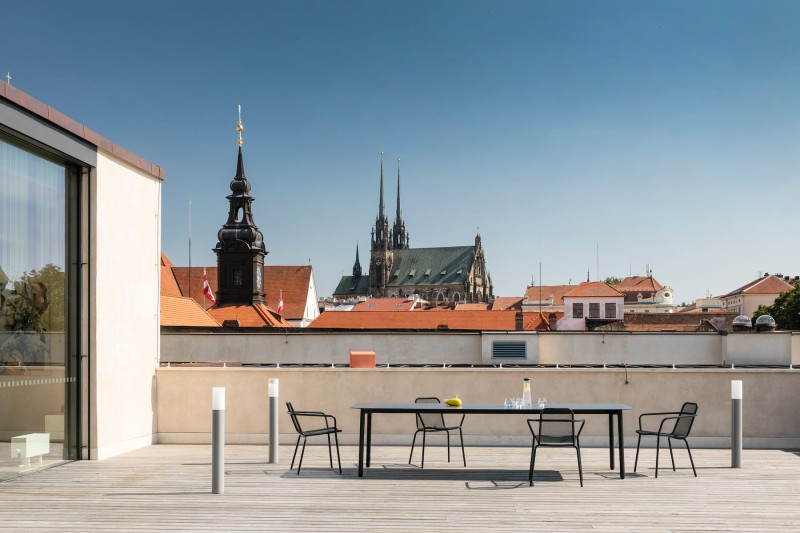 Metalowe_krzesło_STARLING_todus