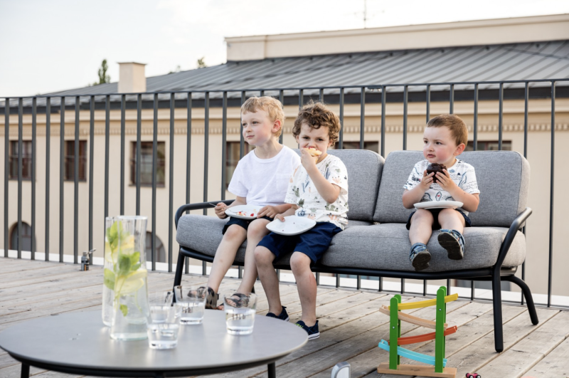 Ogrodowa_sofa_dwuosobowa_STARLING_todus