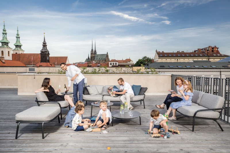 Ogrodowa_sofa_trzyosobowa_STARLING_todus