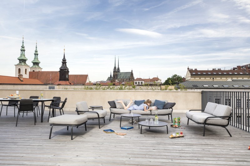 Ogrodowa_sofa_trzyosobowa_STARLING_todus