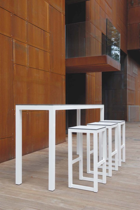 Stół_barowy_LEUVEN_todus