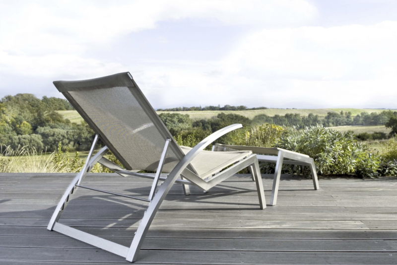 Niskie_krzesło_wypoczynowe_ALCEDO_todus