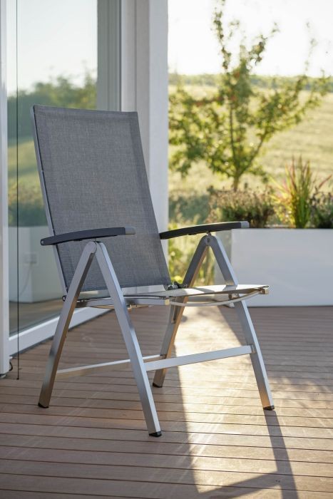 Regulowane_krzesło_ogrodowe_MIKA_stern