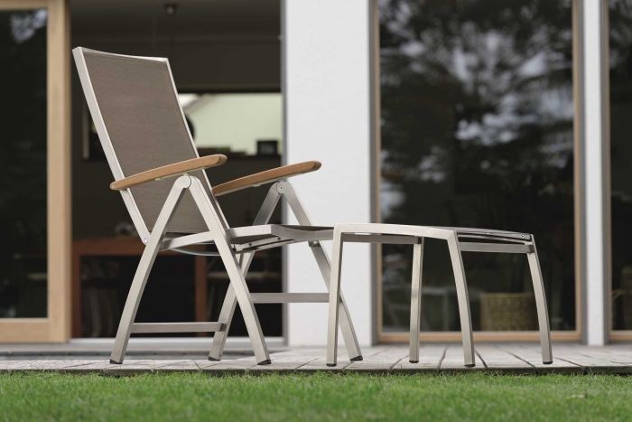 Regulowane_krzesło_CARDIFF_stern