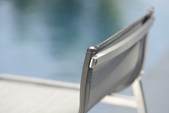 Ogrodowy_hoker_barowy_BARNY_stern