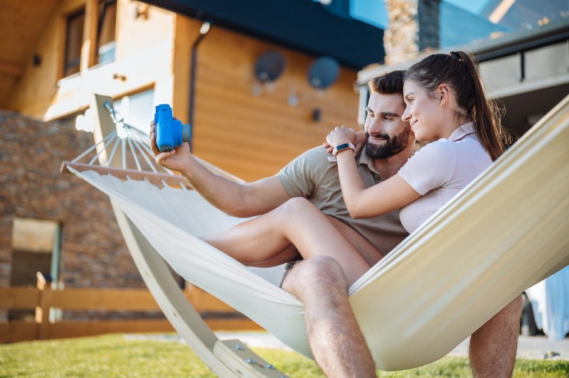 Ogrodowy_hamak_BREVE_czillo