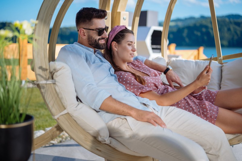 Ogrodowa_huśtawka_wypoczynkowa_SWINGPODXL_czillo