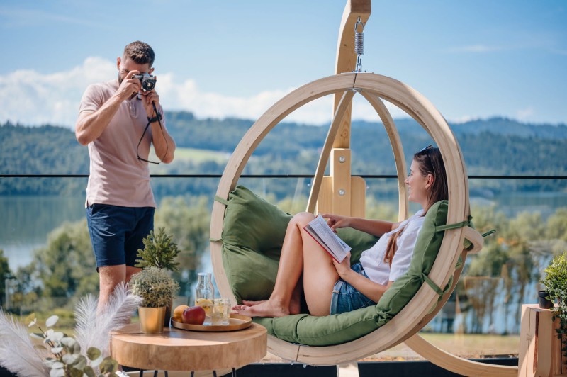 Stojak_ogroodwy_kokon_SWINGPOD_czillo
